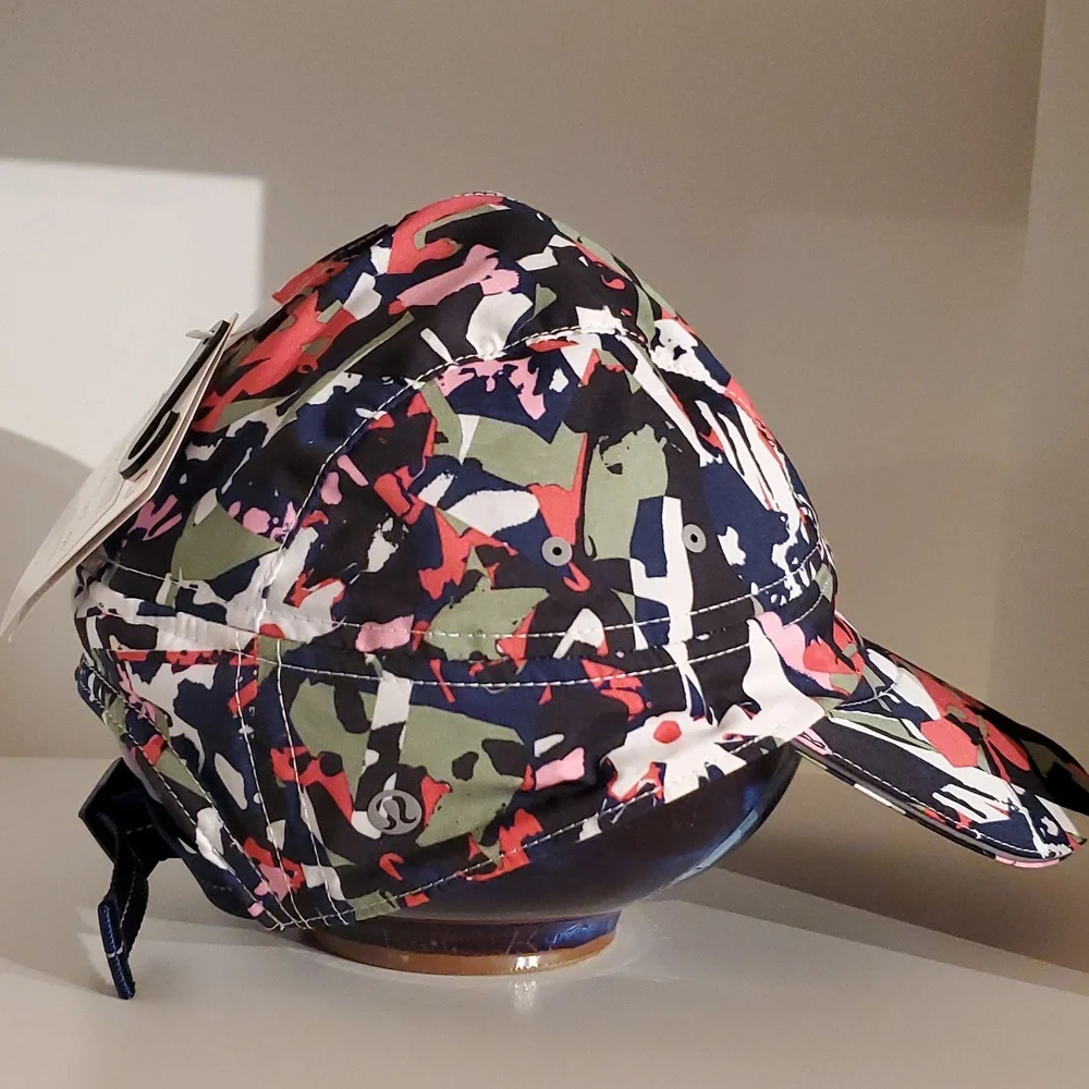 NWT Lululemon Race To Place Run Hat Mini Pop Cut Boom Juice Multicolor L…